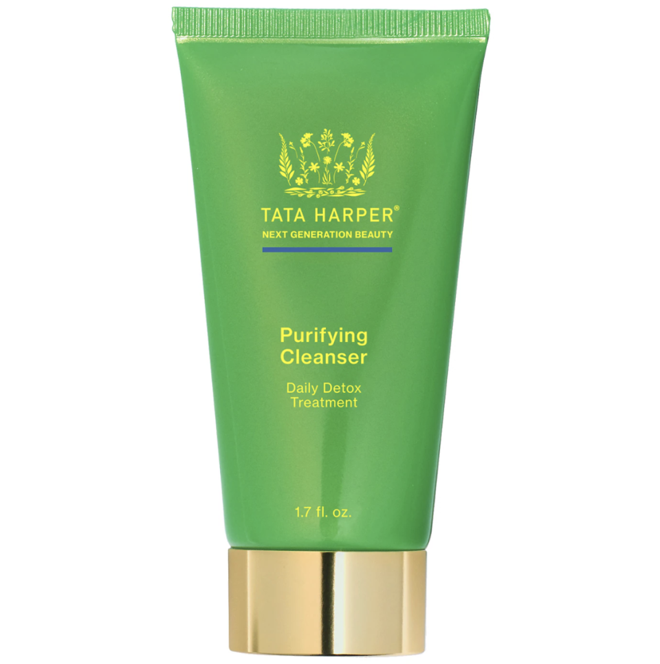 <p><a href="https://go.redirectingat.com?id=74968X1596630&url=https%3A%2F%2Fwww.sephora.com%2Fproduct%2Fnourishing-oil-cleanser-P392142&sref=https%3A%2F%2F" rel="nofollow noopener" target="_blank" data-ylk="slk:Shop Now;elm:context_link;itc:0;sec:content-canvas" class="link ">Shop Now</a></p><p>Purifying Pore & Blackhead Detox Cleanser</p><p>sephora.com</p><p>$35.00</p><span class="copyright">Sephora</span>