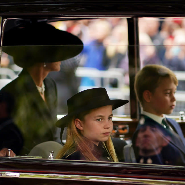 La princesa Carlota con su hermano el príncipe Jorge credit:Bang Showbiz