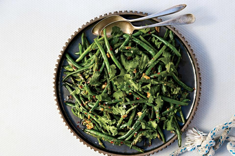 Blistered Green Beans with Garlic and Miso