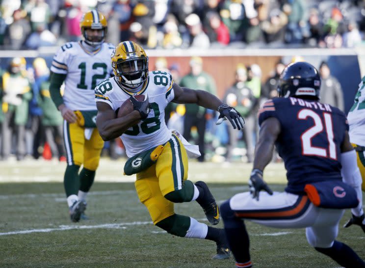 Ty Montgomery rushed for 162 yards in Green Bay's win. (AP)