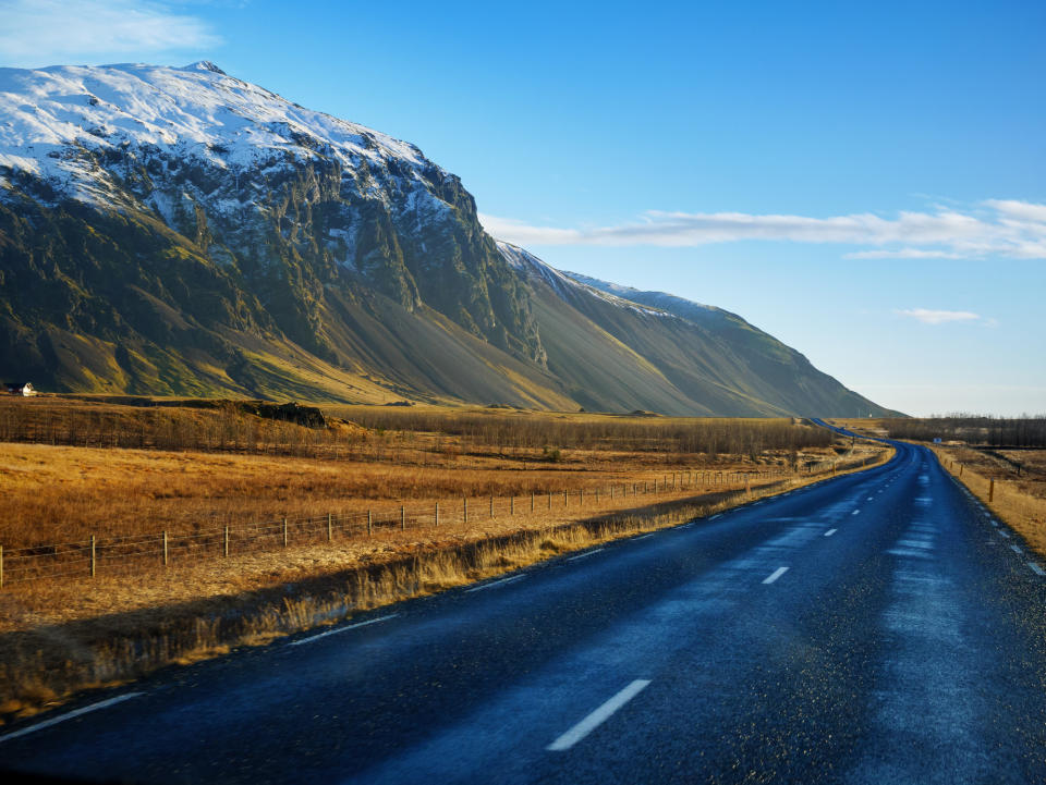 A quiet road in Iceland