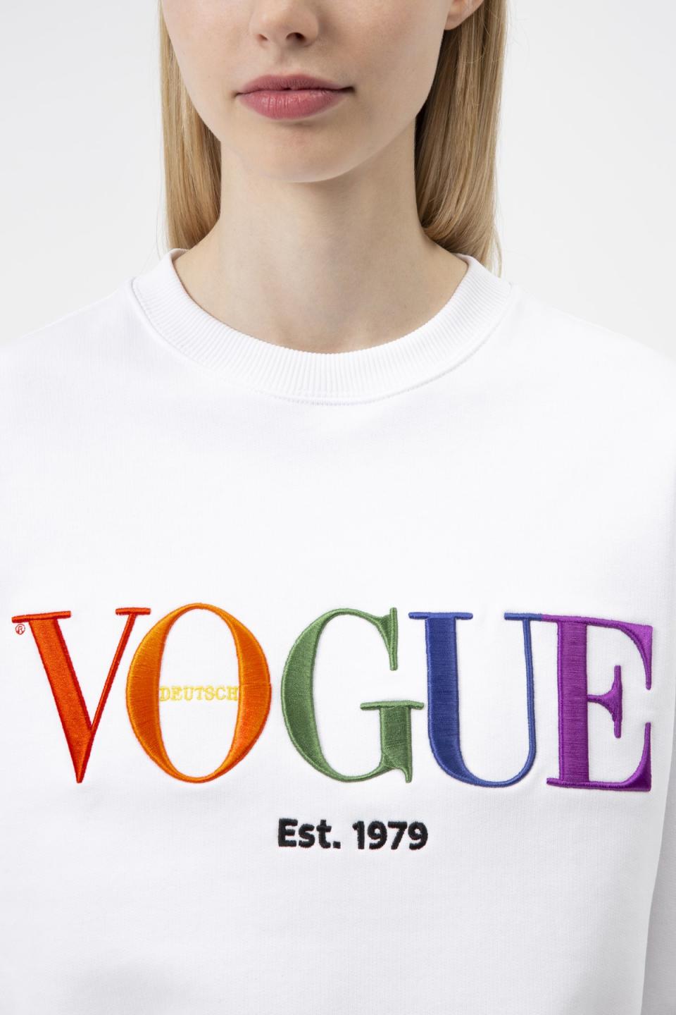 Prints in Regenbogenfarben zählen in der Sonnenschein-Saison zum großen Trend. (Bild: Shop.Vogue.de)