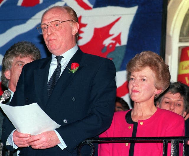 Neil Kinnock loses 92 election