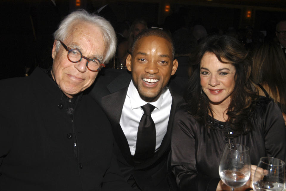 Will Smith y Stockard Channing en un evento en el 2006. (Photo by Scott Rudd/Patrick McMullan via Getty Images)