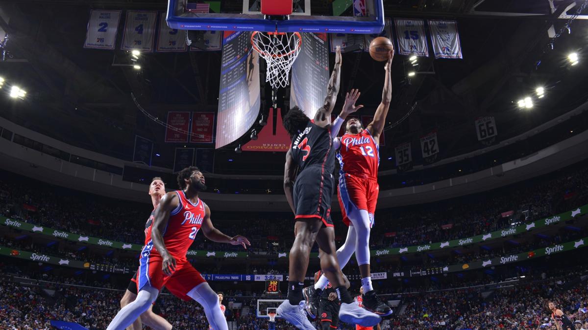 Shorthanded Sixers Top Raptors with Harris’ Stellar Night: 3 Observations