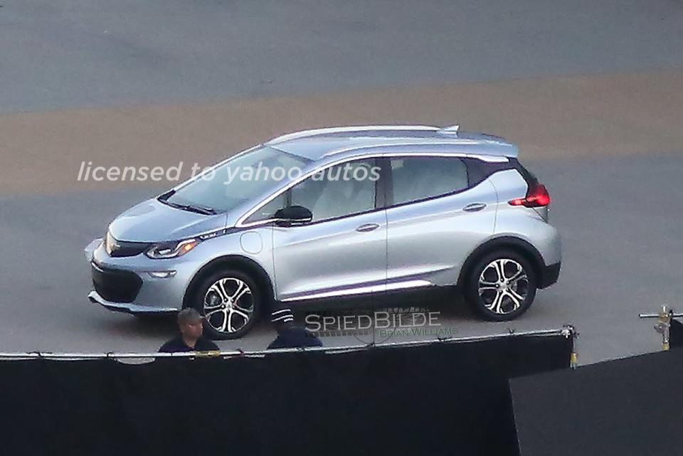 2017 Chevrolet Bolt frontal shot