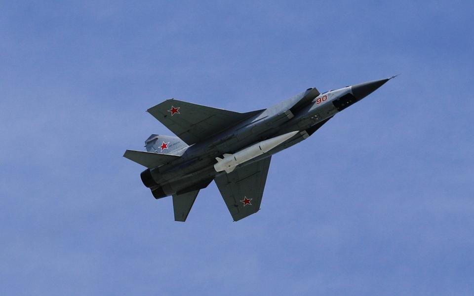 Mikoyan MiG-31K fighter jets with Kinzhal hypersonic missiles, pictured in 2018 - Anadolu Agency