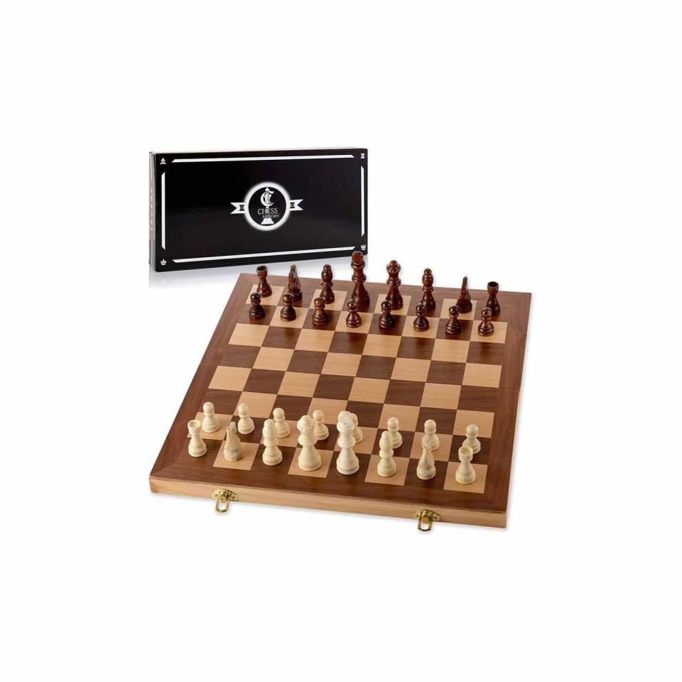 15-Inch Wooden Chess Set