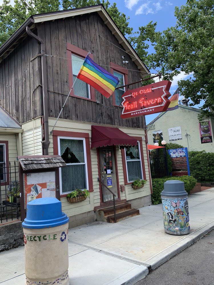 Ohio: Ye Olde Trail Tavern