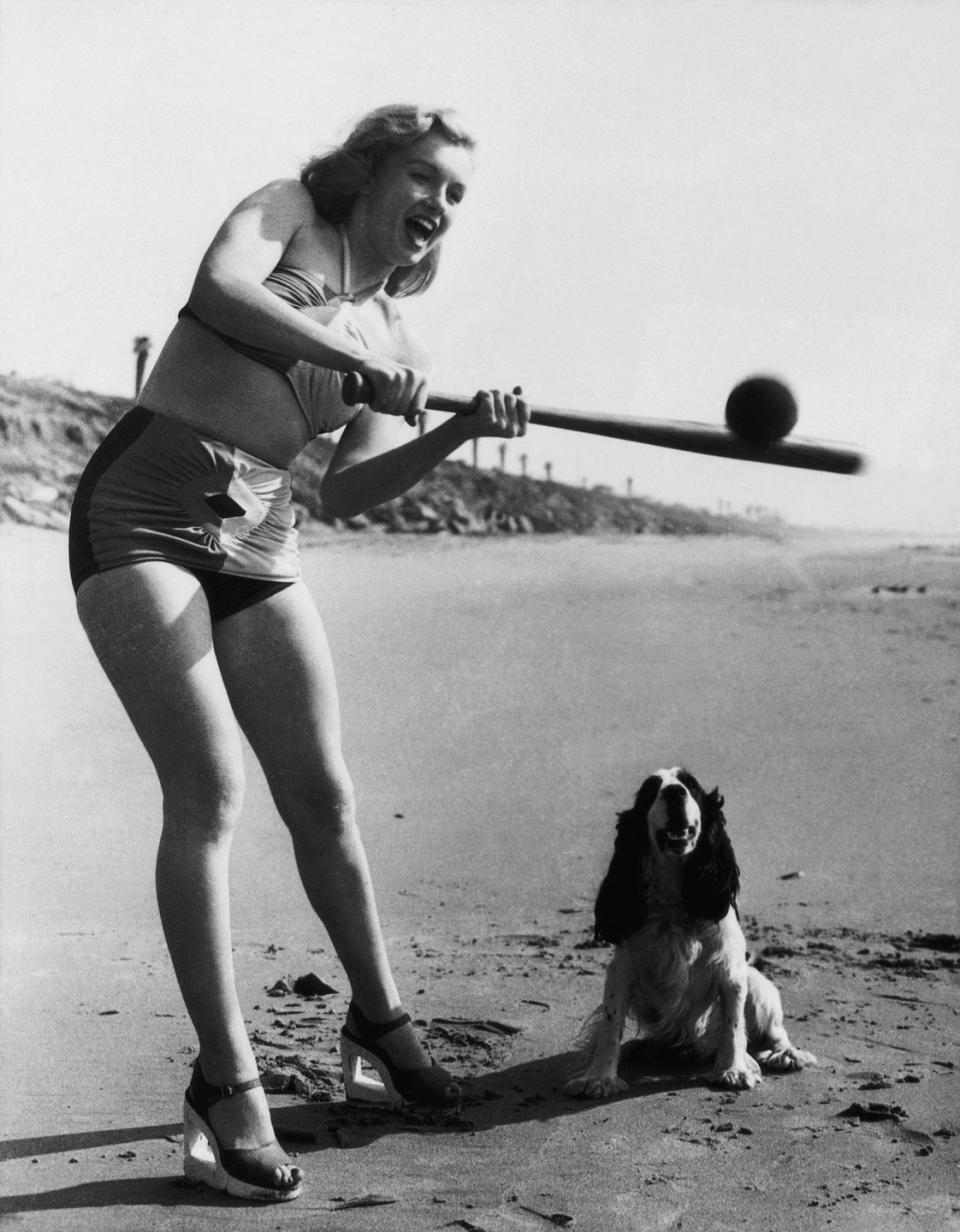 40 Vintage Photos of Celebrities Playing Sports