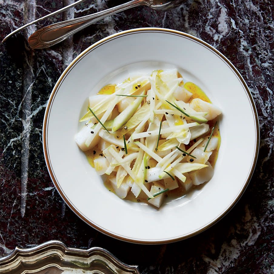 Scallop Tartare with Green Apple–Endive Salad (45 minutes)