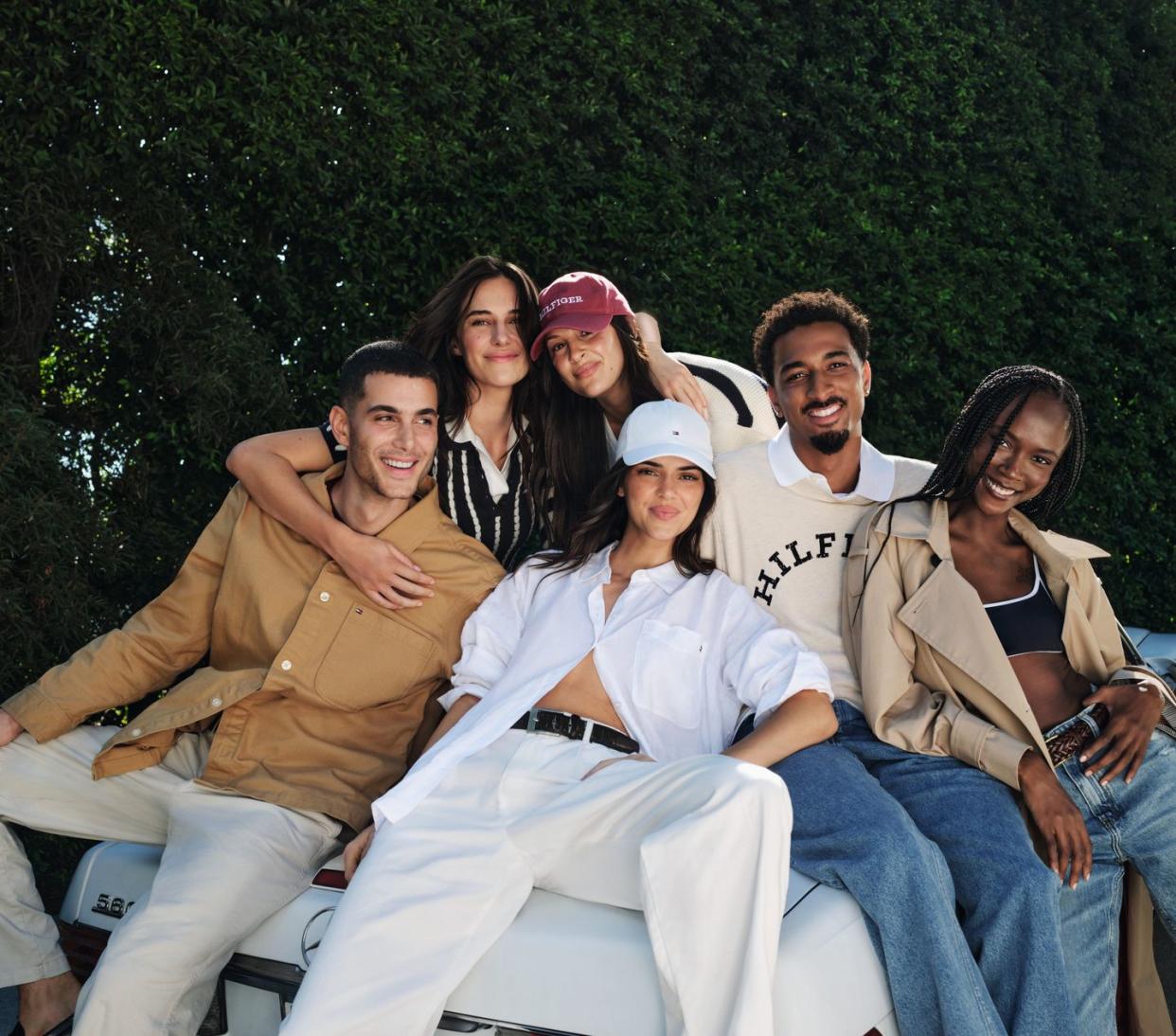 kendall jenner devon lee carlson fai khadra tommy hilfiger renell medrano