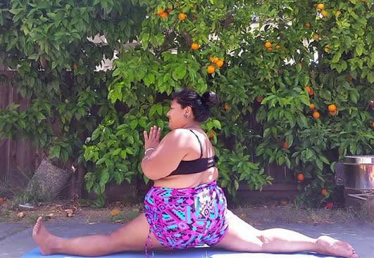 All Hail This Plus-Size Yogi, Who's Slamming Body Myths One