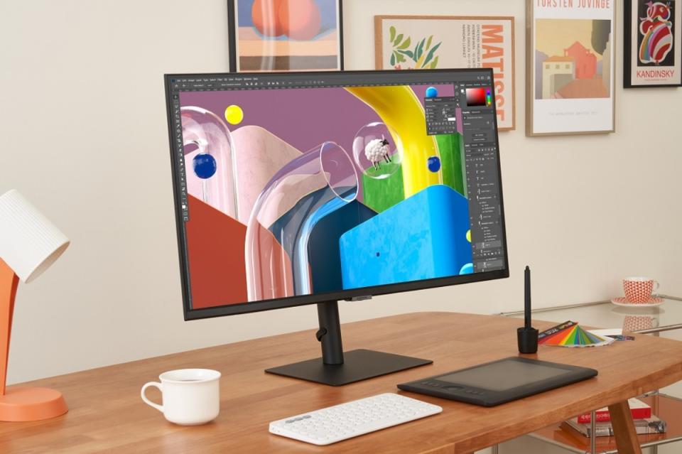 三星針對專業創作者推出ViewFinity S8系列顯示器，對應27吋、32吋常見規格