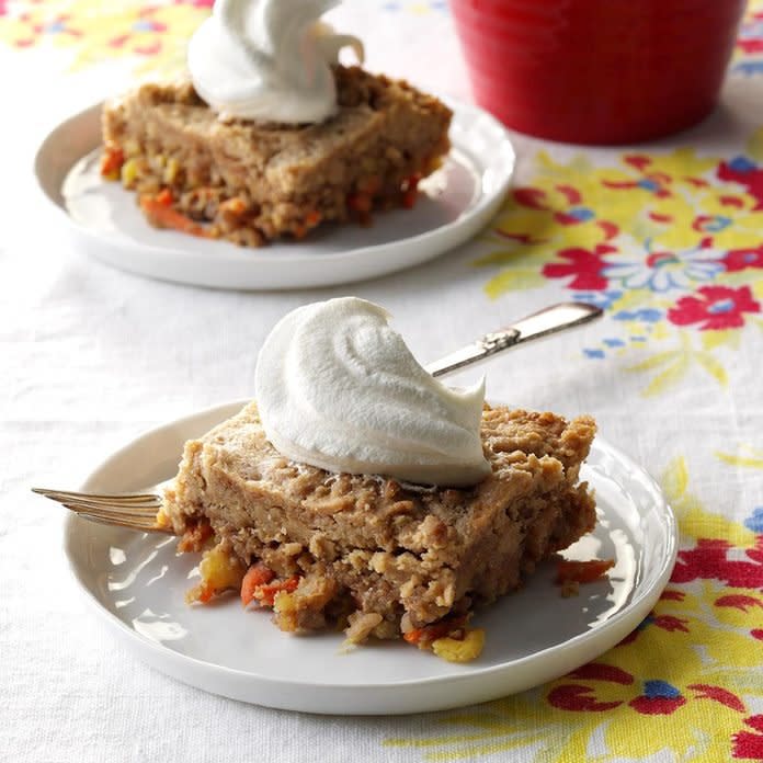 Carrot Dump Cake Exps Sdfm17 200187 B09 30 7b 1