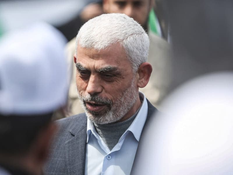 Leader of the Palestinian Islamic Movement Hamas in the Gaza Strip Yehya al-Sinwar attends a rally marking the 46th anniversary of the Land Day. Mohammed Talatene/dpa