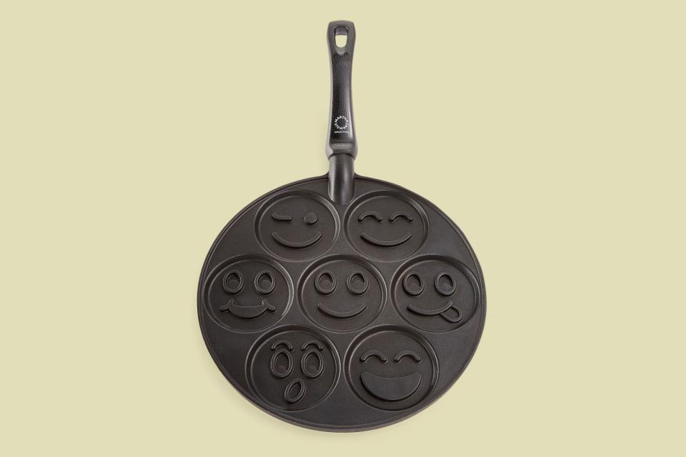 Martha Stewart Collection Smiley Face Pancake Pan