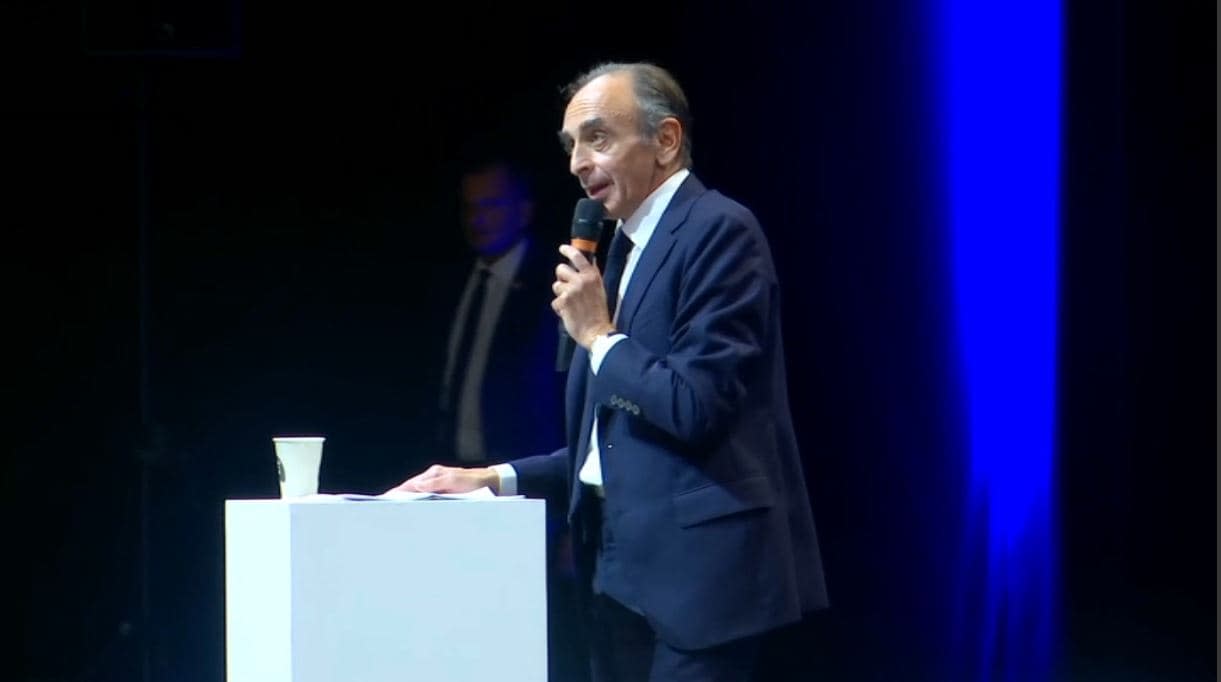 Éric Zemmour lors de sa conférence à Lille Grand Palais, samedi 2 octobre.  - BFMTV