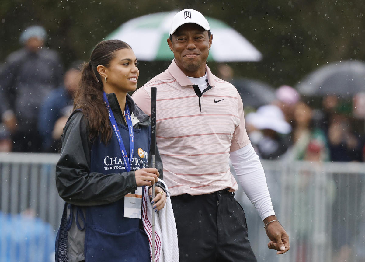 Tiger Woods’ daughter Sam, 16, serves as his caddy for the very first ...