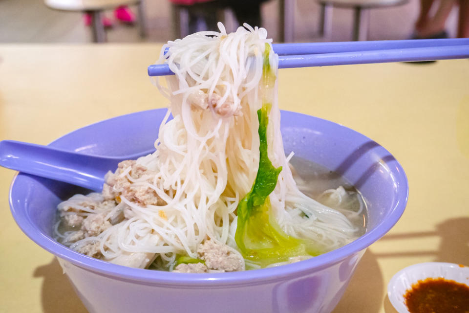 Lorong 5 Toa Payoh Food Centre Fish Soup - Bee Hoon