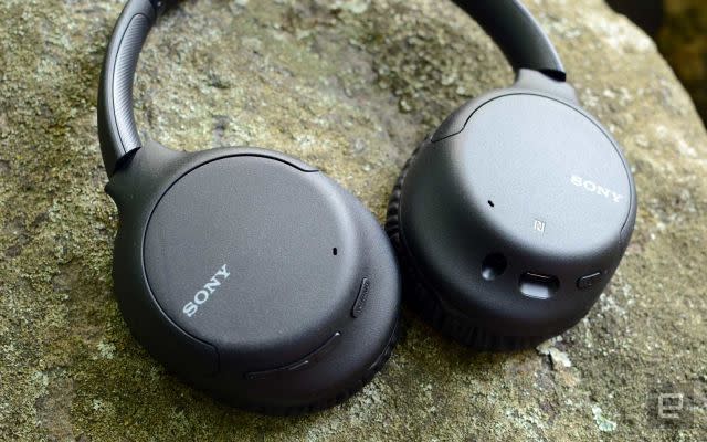 Sony WH-CH710N headphones