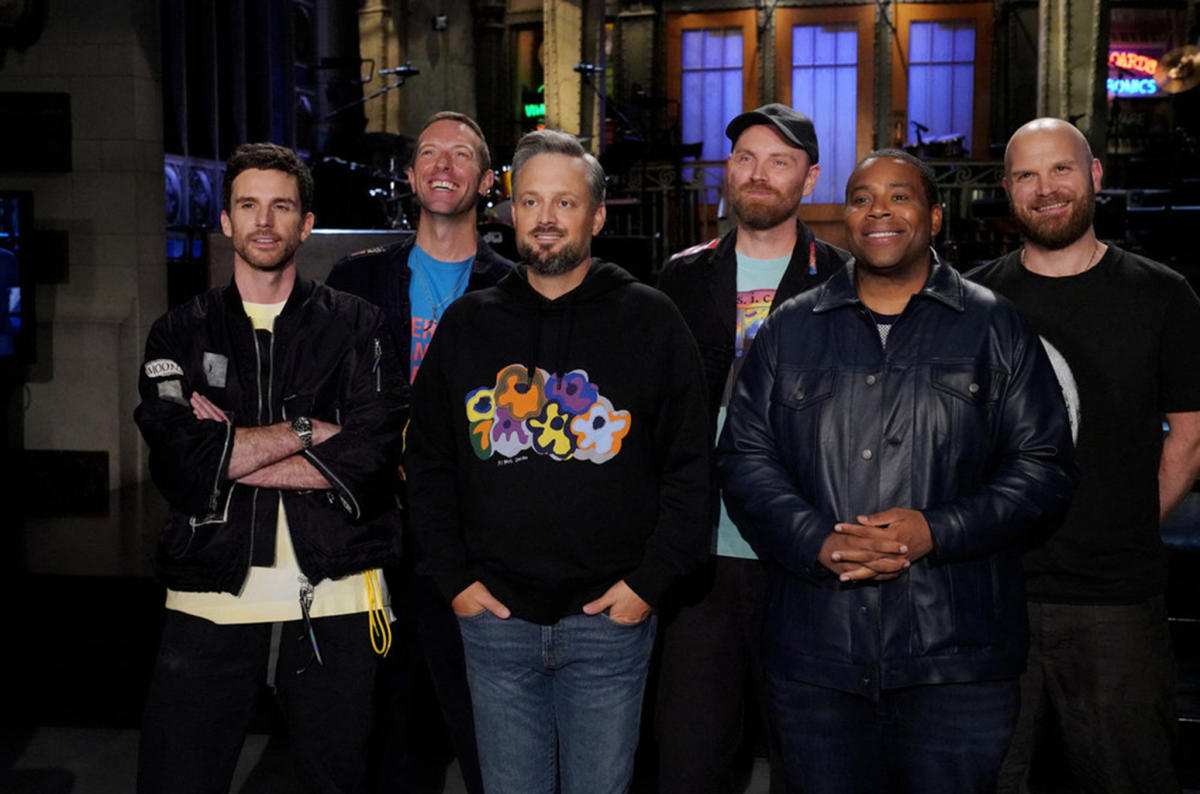 Chris Martin & Co. think Kenan Thompson has looked pretty good on “SNL” for 50 years: “Thanks, Coldplay”