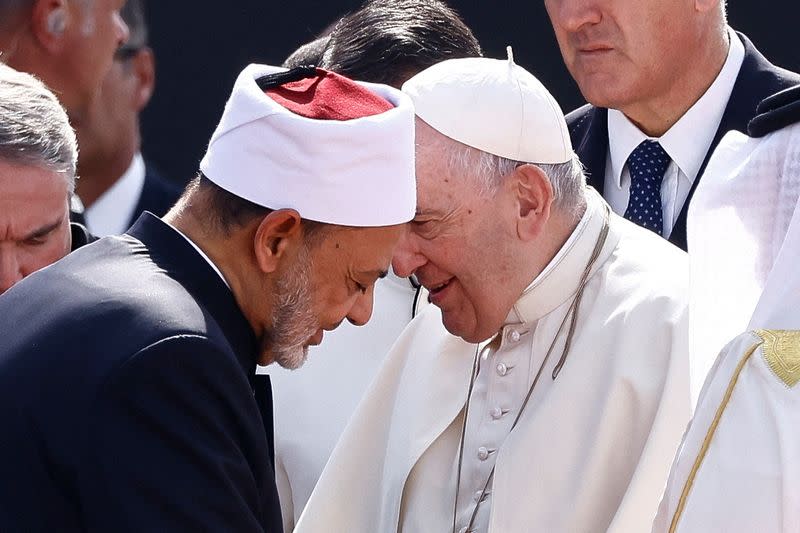 Pope Francis visits Bahrain