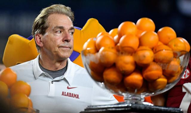 CBS Sports 2023 bowl predictions has Alabama in CFP