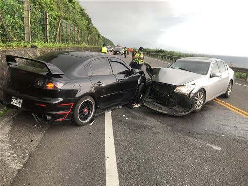 台2線77.6公里處今中午發生車禍。（圖／翻攝畫面）