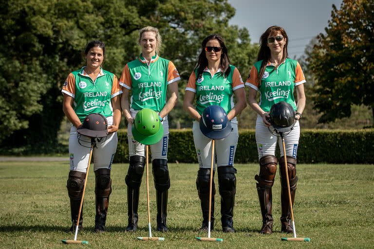 Inés Lalor, April Kent, Siobhan Herbst y Caroline Keeling, de Irlanda y primeras contrincantes de la Argentina.