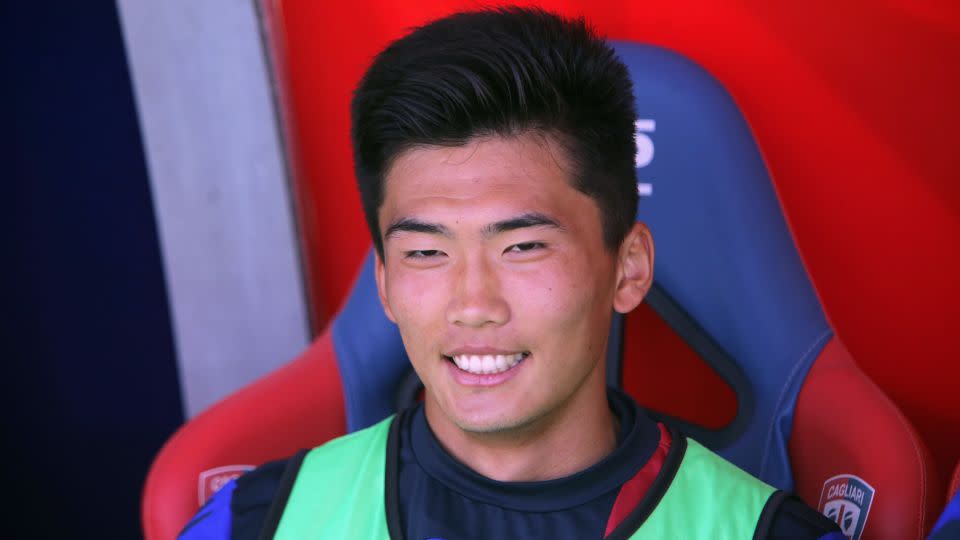 Han watches from the bench during Cagliari's Serie A match against Chievo Verona in 2017. - Enrico Locci/Getty Images