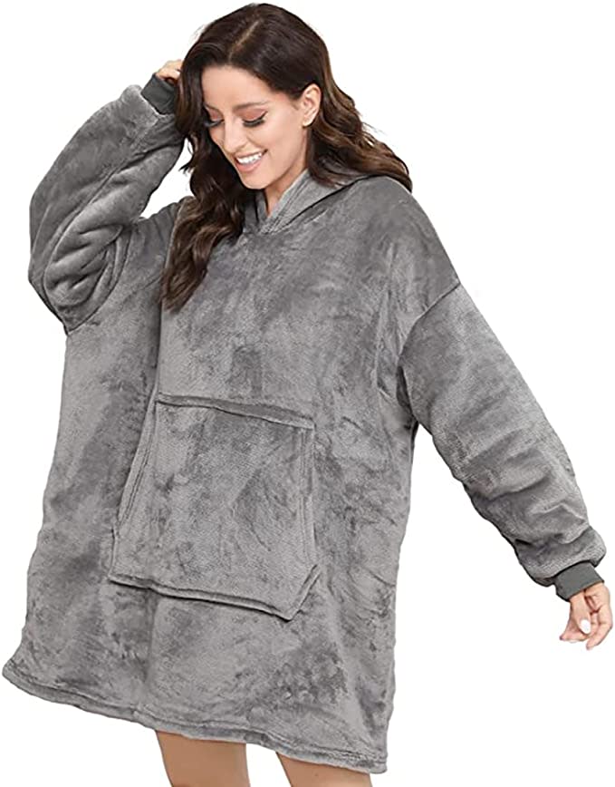 Lostrain Blanket Hoodie. Image via Amazon.