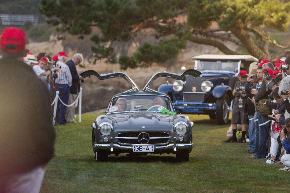 <p>On the lawn at Pebble Beach, the rule book on driving etiquette goes out the window. Go ahead. Drive with your priceless gullwing doors open. Gawkers, stand back.</p>