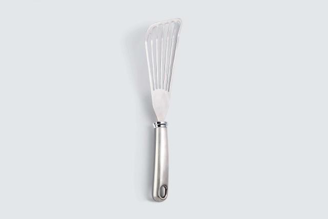 These Are the Best Spatulas to Use for Eggs, Fish, Baking, and More