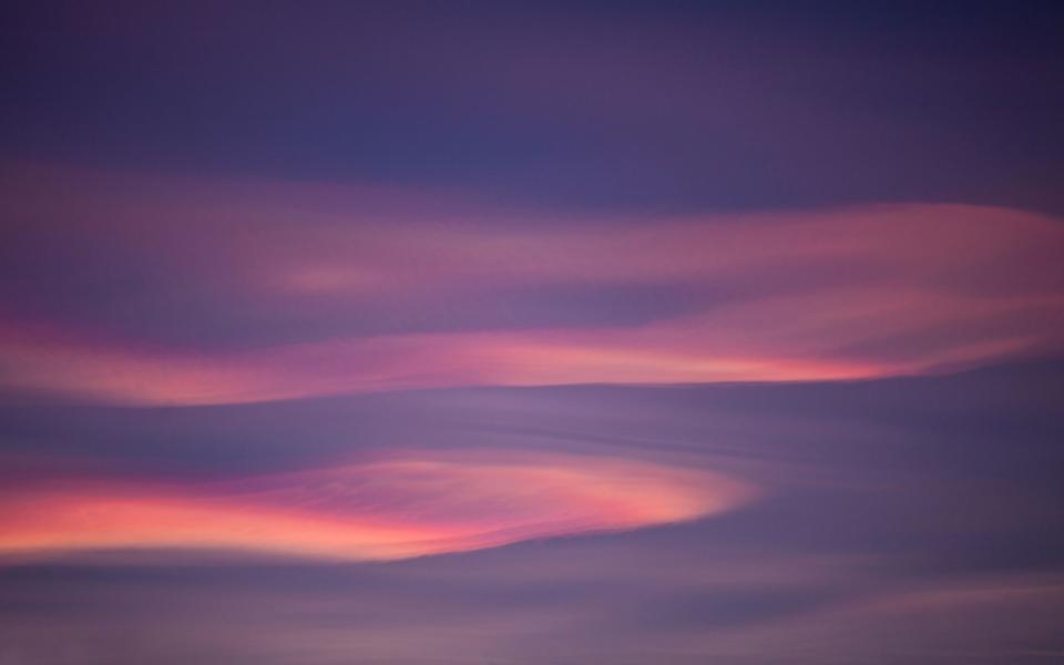 Nacreous clouds