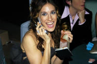 <p>Parker pulled out her flip phone to let everyone know she won a Golden Globe in 2004. She wanted to <em>cell</em>-ebrate. </p>