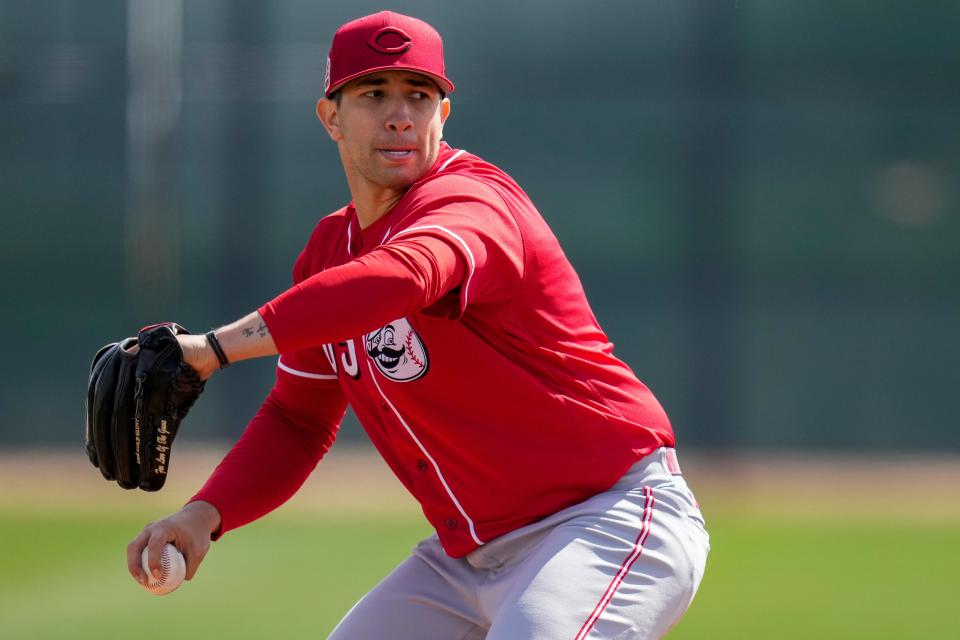 Cincinnati Reds relief pitcher Luis Cessa (85) throws a live batting practice session at the Cincinnati Reds Player Development Complex in Goodyear, Ariz., on Thursday, Feb. 23, 2023.