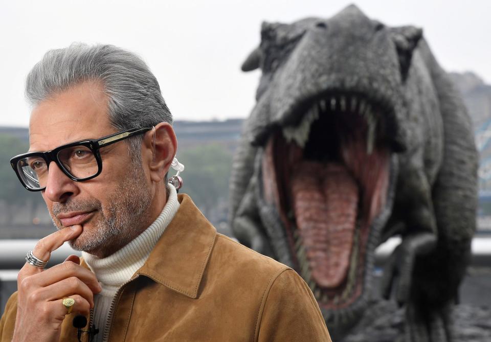 myths about dinosaurs jeff goldblum jurassic world dinosaur trex