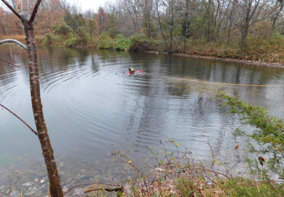 A dive crew pulled Donnie Erwin’s vehicle from a pond in Camdenton (Camden County Sheriff’s Office)