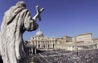 A general view of St. Peter square where Pope Benedict XVI celebrates the canonization ceremony in St. Peter square at the Vatican October 12, 2008.