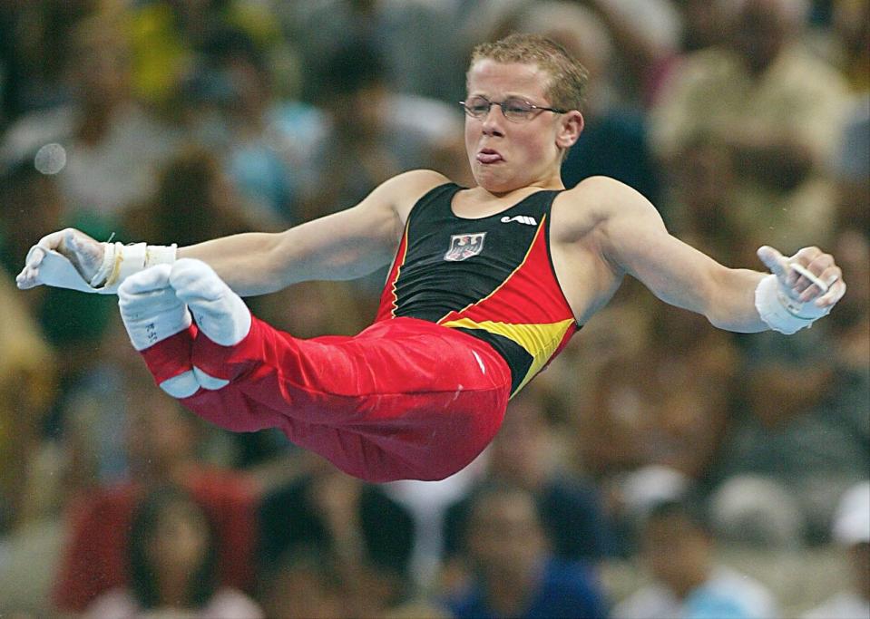 2004 debütierte Fabian Hambüchen mit 16 Jahren auf olympischem Boden. "Damals war alles nur aufregend, toll, spannend", erinnert er sich an die Olympiade in Athen. (Bild: Martin Rose / Bongarts / Getty Images)