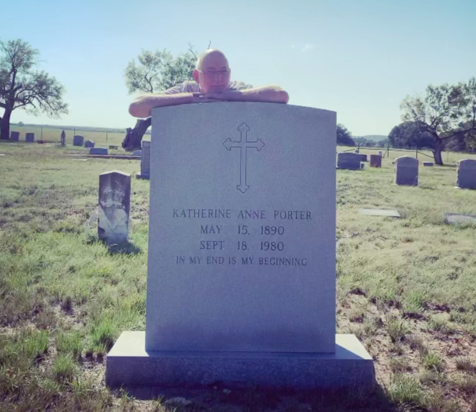 Columnist Michael Barnes found the tombstone of Katherine Anne Porter, one of his Texas literary idols, at the Indian Creek Cemetery.