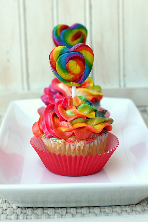 Rainbow Frosted Cupcakes!