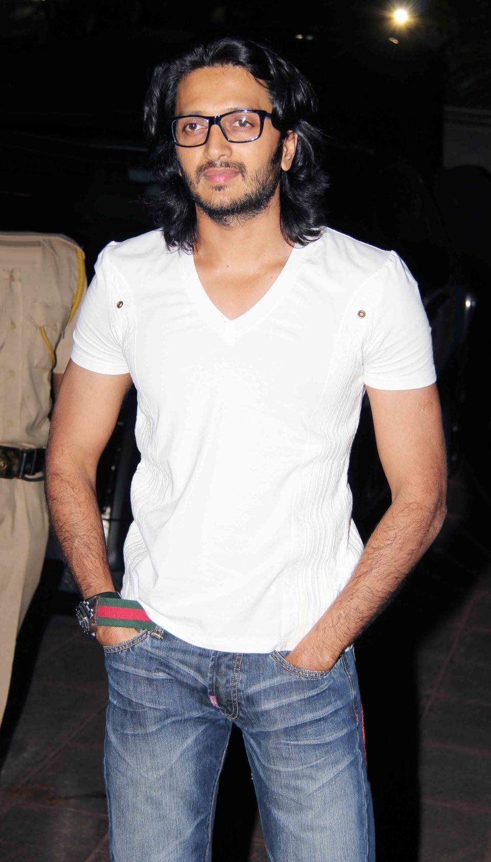 Riteish Deshmukh turns 39