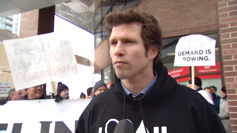 Protesters rally outside Kent Hehr's office in support of Trans Mountain pipeline