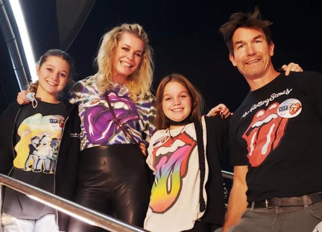 rebecca-romijn-jerry-connell-kids