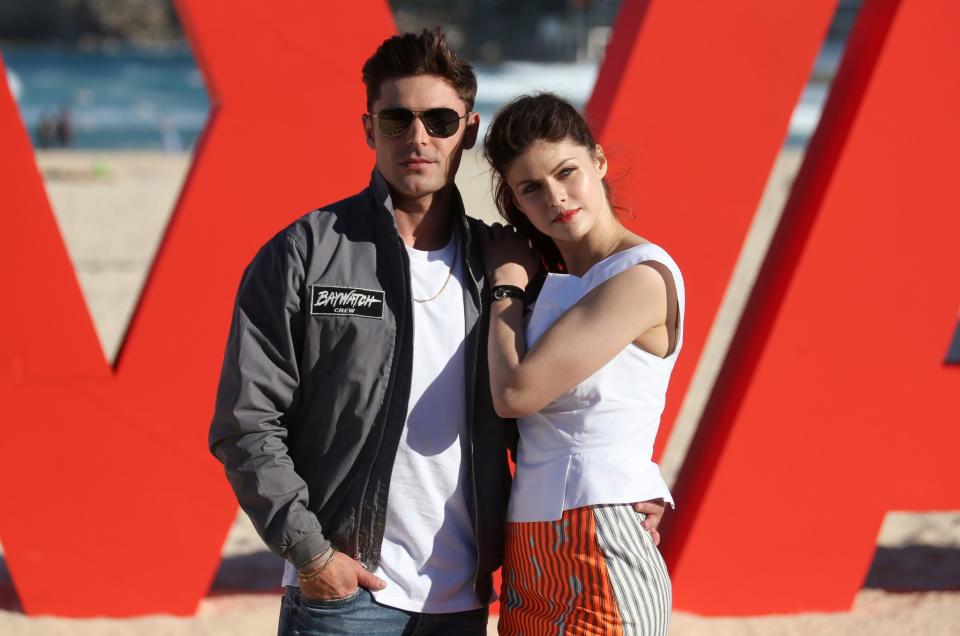 Alexandra Daddario und Zac Efron bei der „Baywatch“-Premiere in Australien. (Bild: AP Photo)