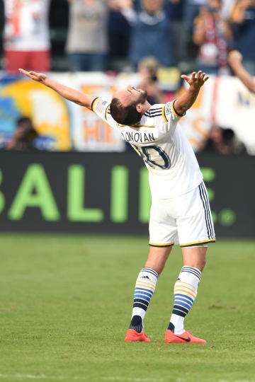 Landon Donovan (10) celebrates after the Galaxy won the 2014 MLS Cup final. (USAT)