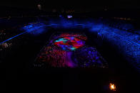 <p>The Athletes of the competing nations enter the stadium during the Closing Ceremony of the Tokyo 2020 Olympic Games at Olympic Stadium on August 08, 2021 in Tokyo, Japan. (Photo by Rob Carr/Getty Images)</p> 