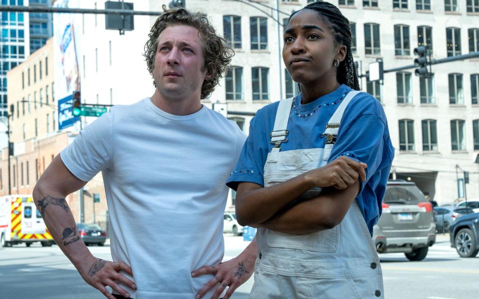 Jeremy Allen White and Ayo Edebiri in The Bear